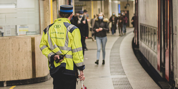Les annonces originales et pleines d’humour des contrôleurs de train